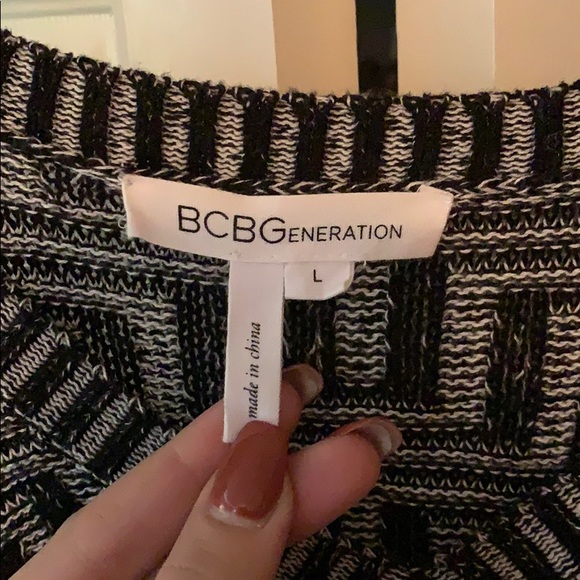 BCBG sweater - Picture 2 of 3